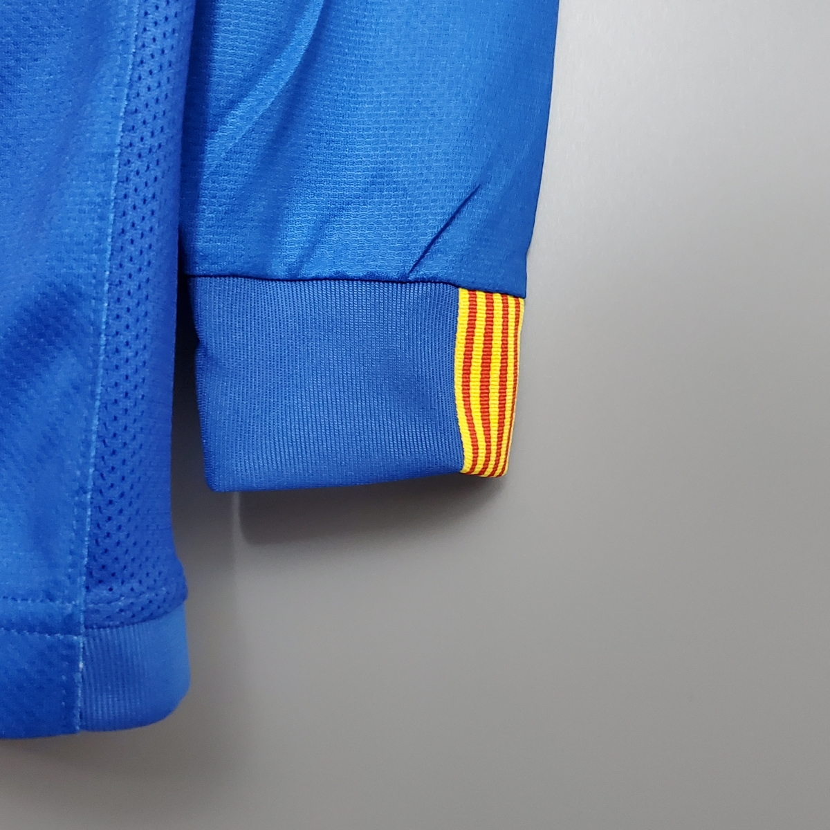 Retro Barcelona 06/07 Long sleeve home Soccer Jersey