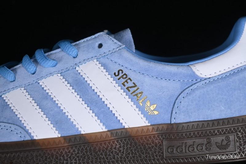 Adidas Handball Spezial Retro Casual Sneakers with Suede Upper and Gum Rubber Outsole - BD7632