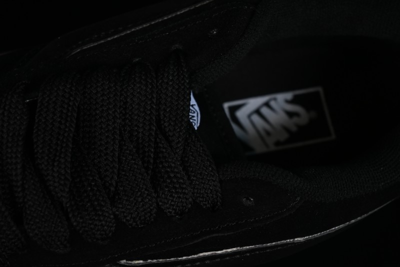 Vans Classics Knu Skool Chunky Tongue Retro Skate Shoes - VN000CRPGRN