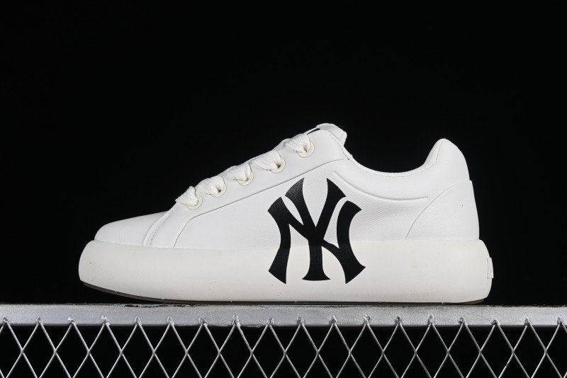 MLB Chunky Classic Base Height Increasing Platform Sneakers - 3ASXCCB4N50IVS