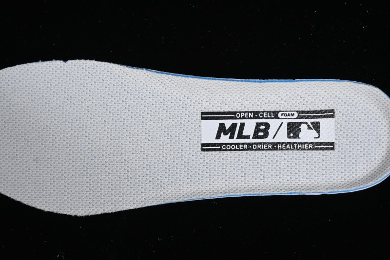New York Yankees MLB Bigball Chunky Mask Jane Thick Platform Casual Sandals - 3ASDBCM4350IVS