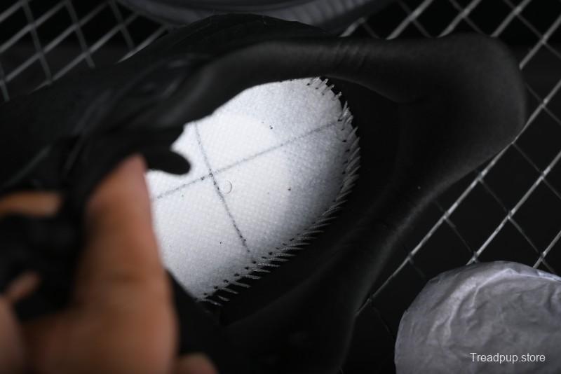 HOKA ONE ONE MACH 6 Flagship Racing Shoes with Carbon Plate Technology and Asymmetric Design - 114791 BLACK