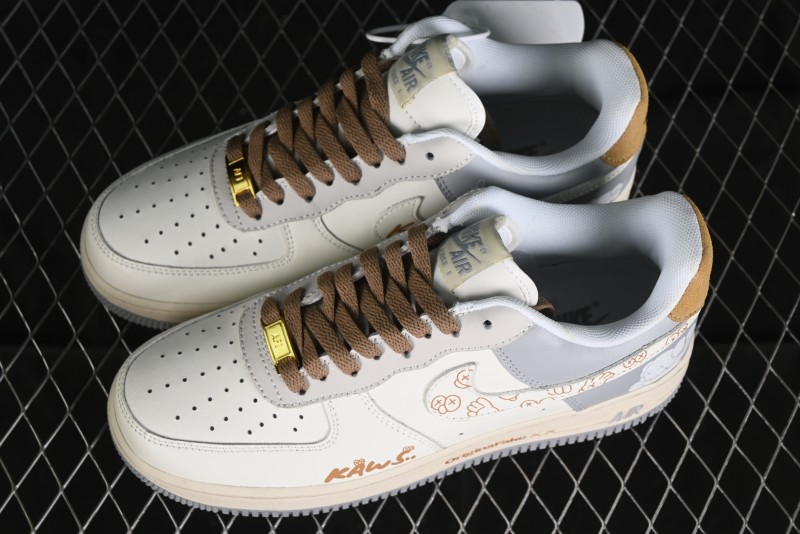 Nike Air Force 1 '07 Low x Kaws Casual Sneakers with Full-Length Air Cushion - CW2288-207