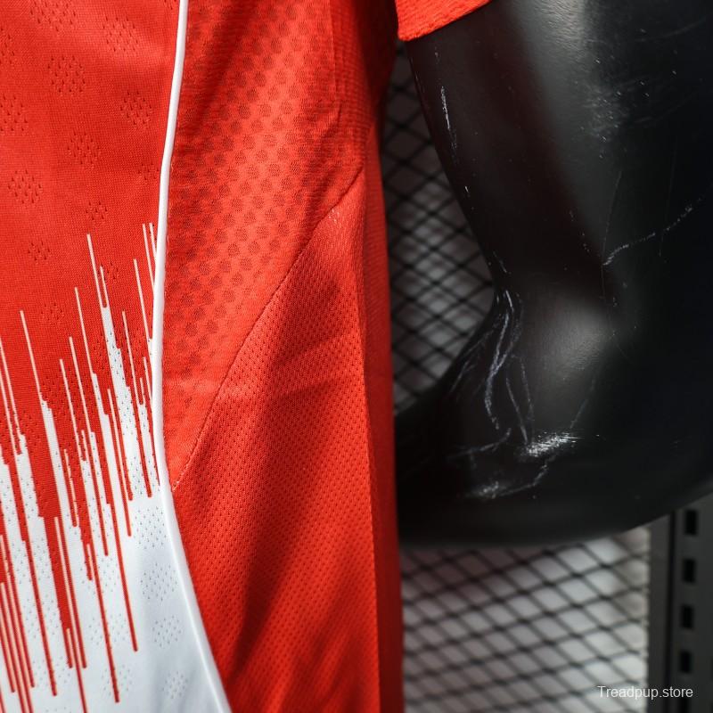 Player Version 25/26 Bayern Munich Home Jersey