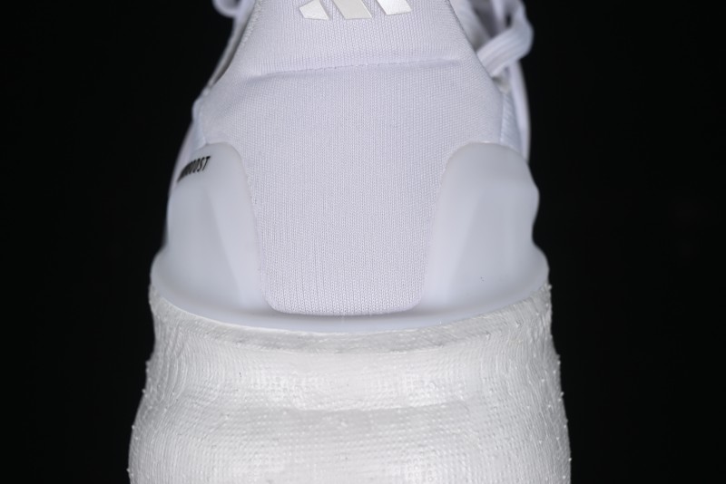 Adidas Ultraboost 5 ID8813 Running Shoes with Boost Cushioning