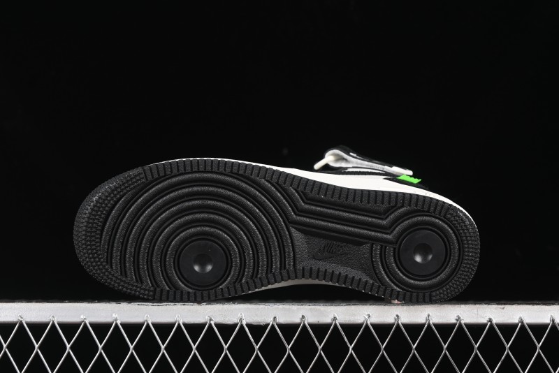 Nike Air Force 1 '07 Mid Casual Sneakers in Black - LL0222-005