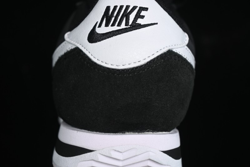 Nike Classic Cortez Leather Retro Running Shoes - HF0263-001