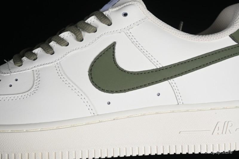 Nike Air Force 1 '07 Low Casual Sneakers in White Green Colorway - CQ5059-110