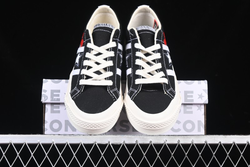 Converse x Play Comme Des Garcons One Star Academy Pro Low Top Casual Sneakers - A09870C