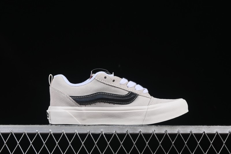 Vans Knu Skool Low-Top Retro Chunky Sneakers - VN0009QCD24