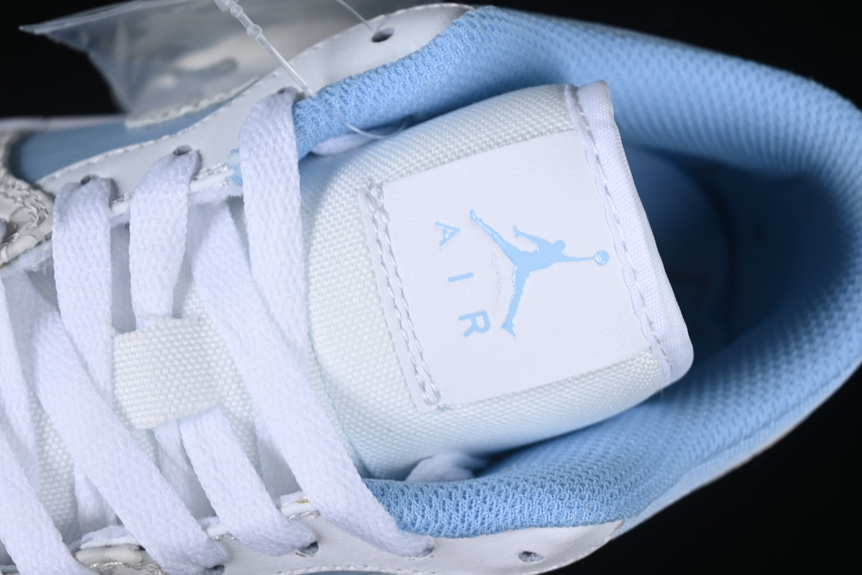 Nike Air Jordan 1 Low "True Blue" Basketball Shoes - IB7692-400