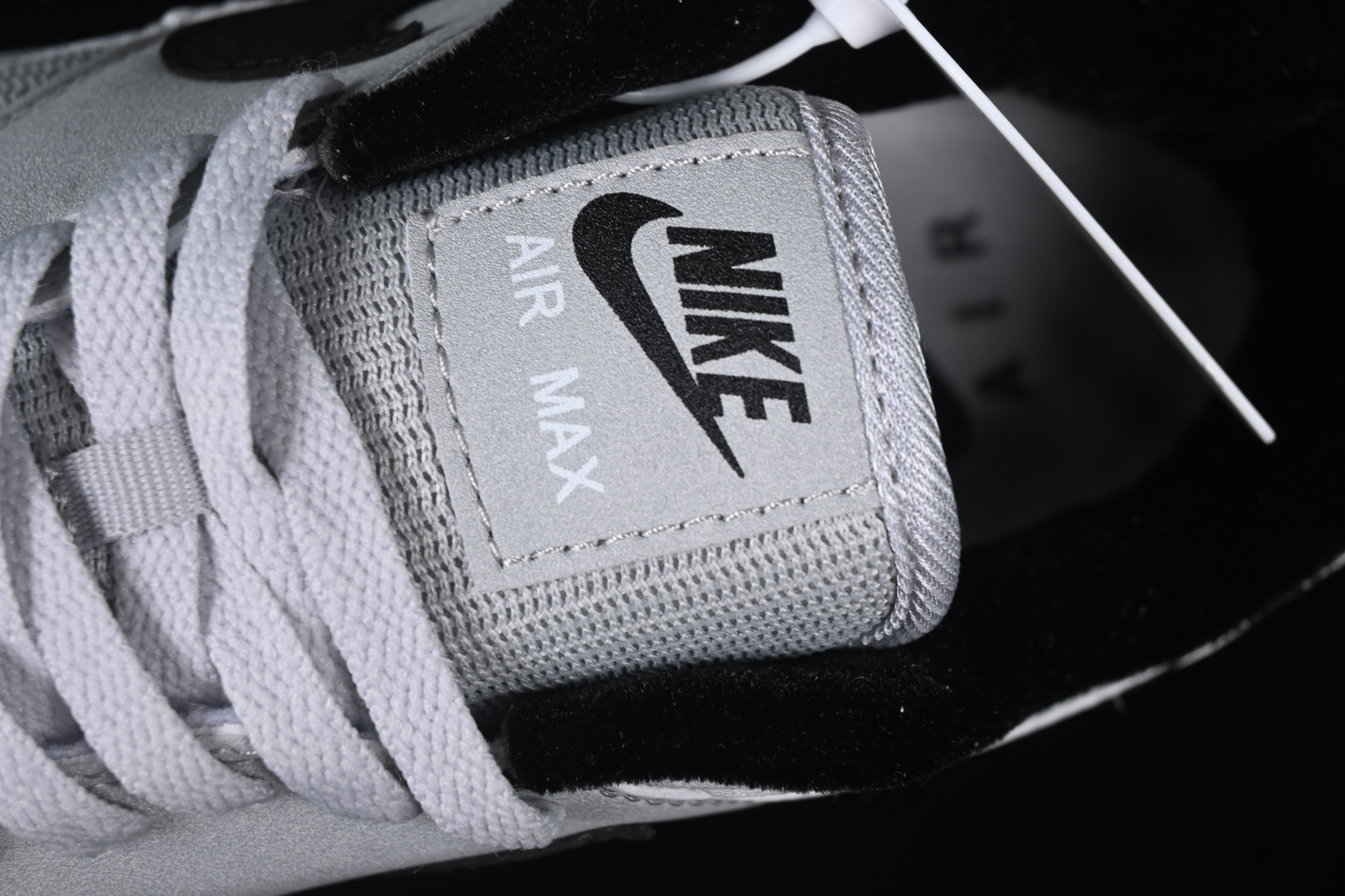 Nike Air Max 1 Retro Running Shoes with Half-Sole Air Cushion - FD2638-005