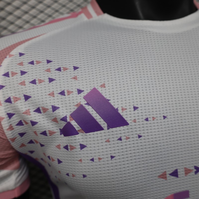 Player Version 2025 Algeria White-Pink with Geometric Pattern Jersey