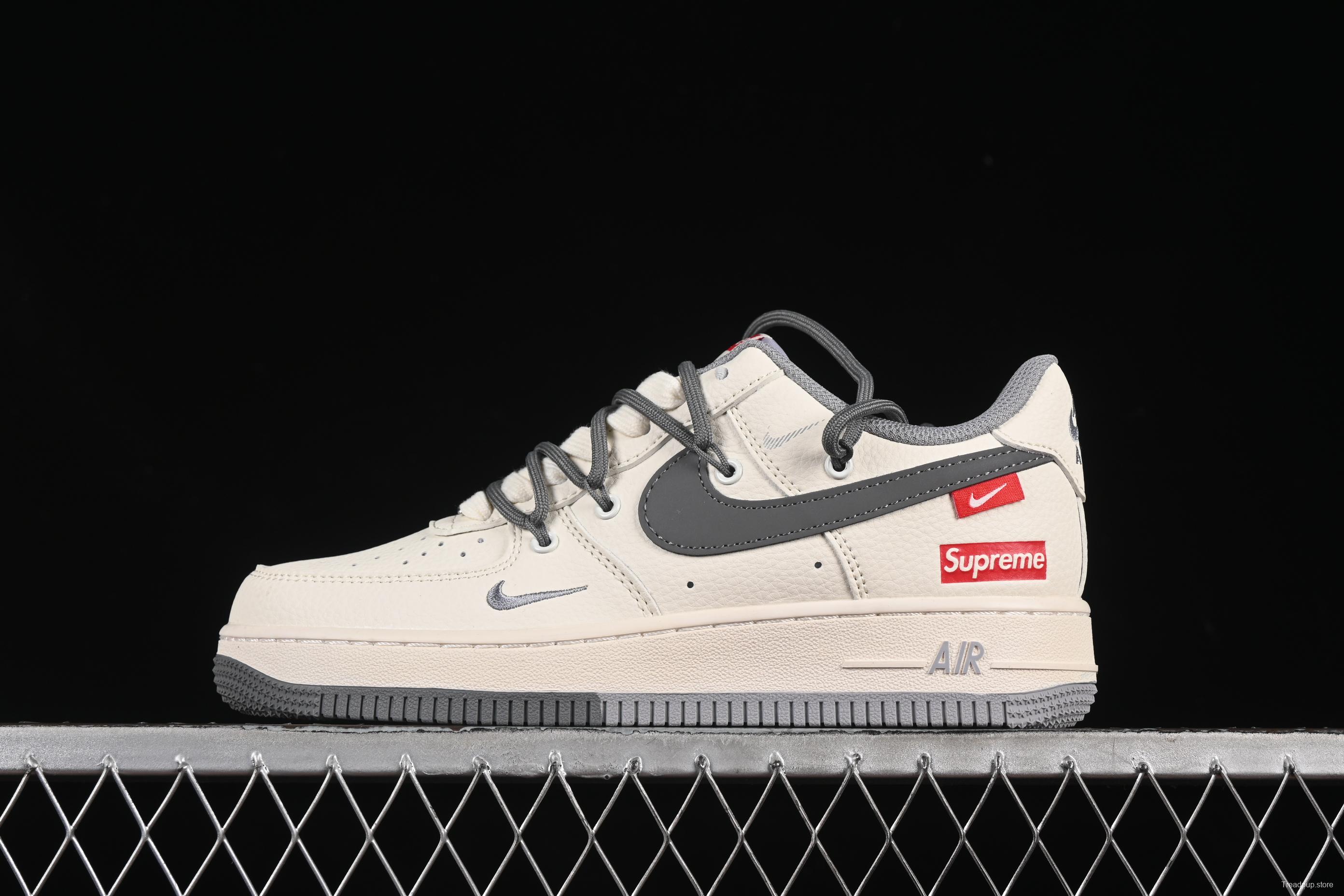 Nike Air Force 1 '07 Low Supreme Collaboration Dual-Tone Gray Lace-Up Casual Sneakers - DM6868-071