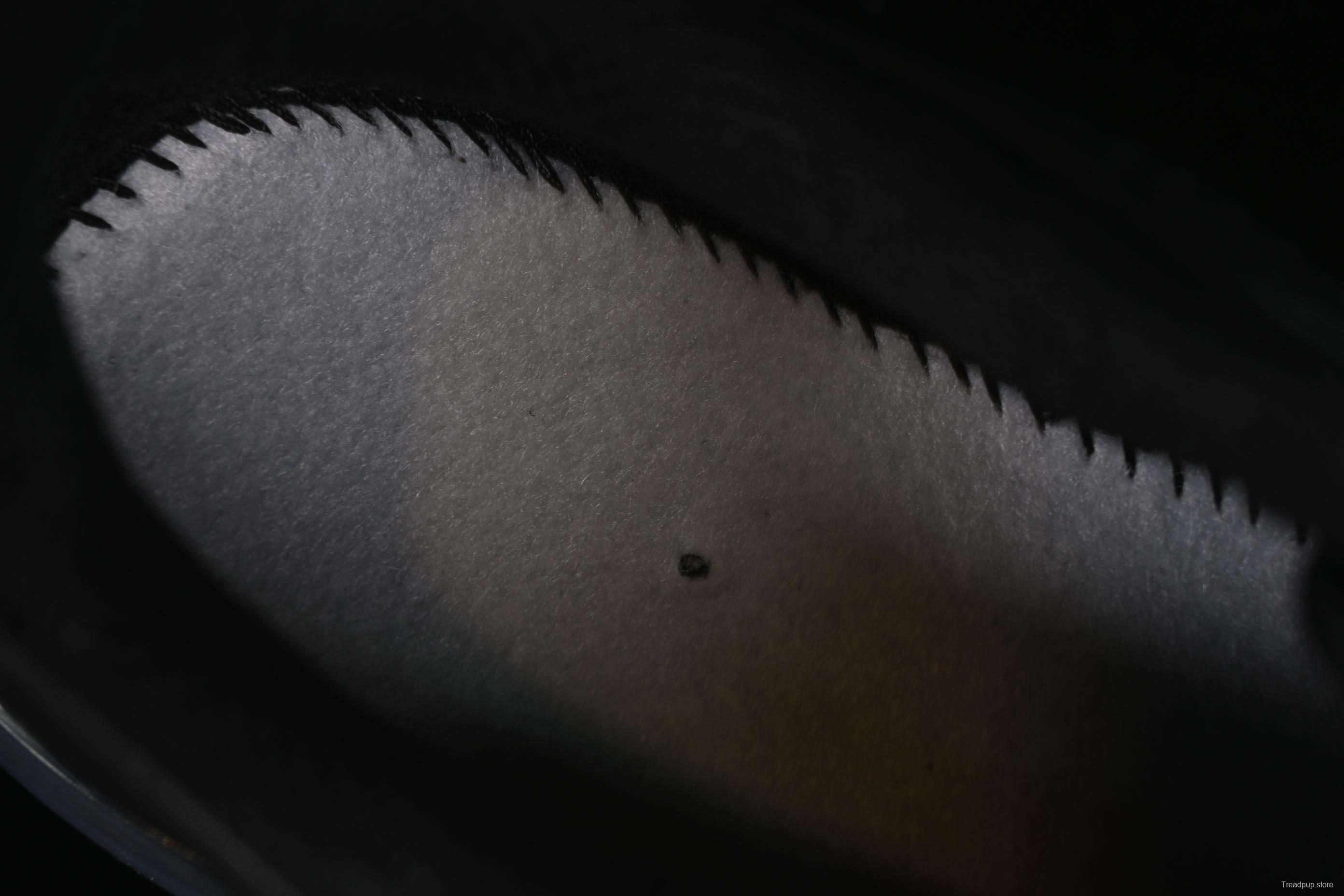 Nike Air Max 2013 Retro Breathable Mesh Running Shoes with Full-Length Max Air Cushion - 554886-108