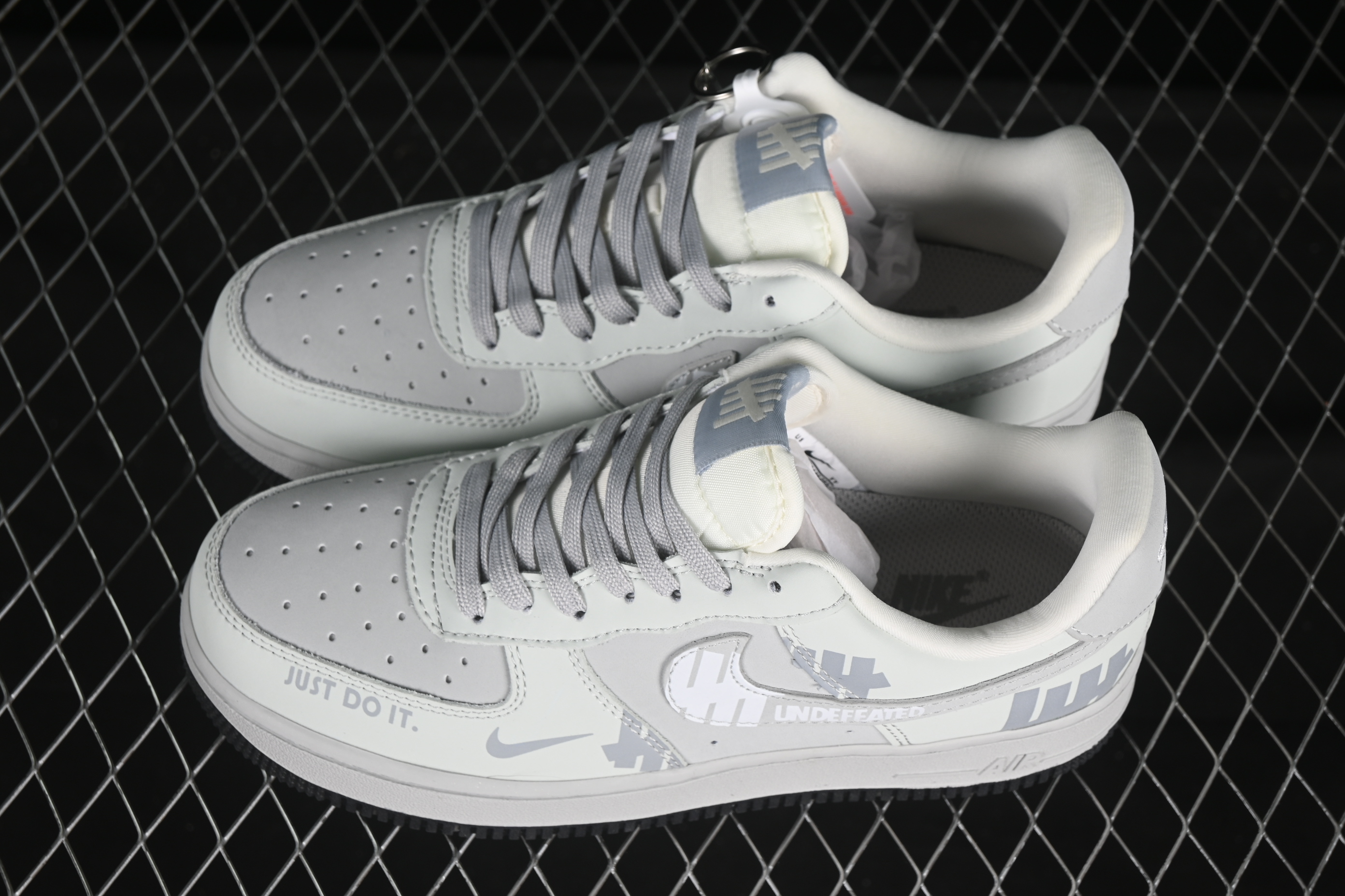 Nike Air Force 1 '07 Low UN Collaboration Impression Logo Casual Sneakers - DF0188-060