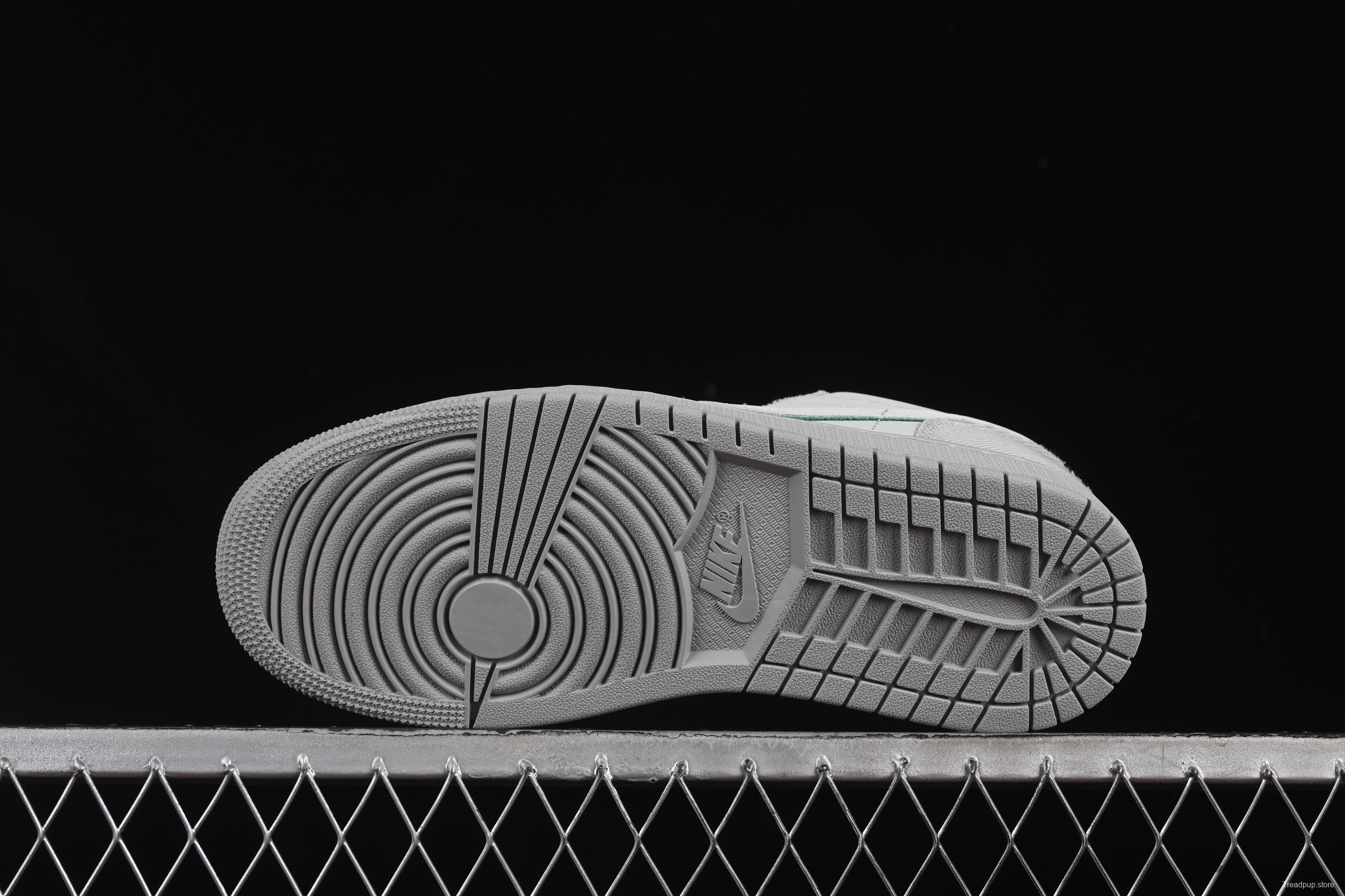 Nike Air Jordan 1 Low "Dongdan" Casual Sneakers with Woven Grey Design - IH3369-077