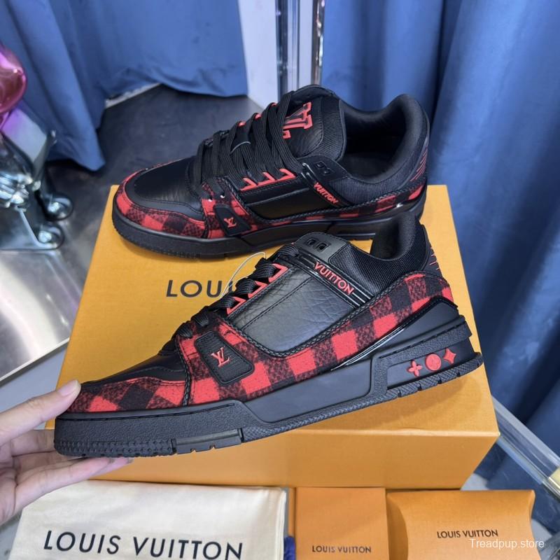 2025 Unisex Louis Vuitton Black Red Leather Sneakers