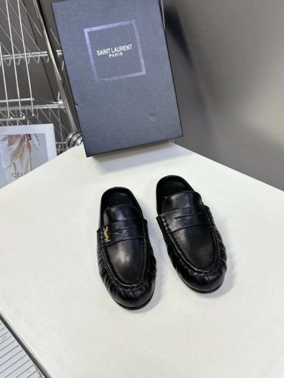 2025 Women Yves Saint Laurent Black Calfskin Loafer KFY00330