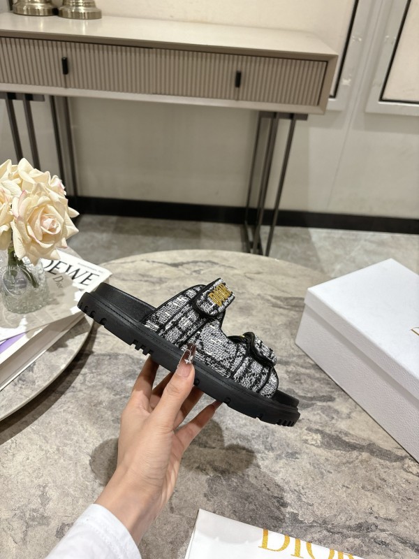 2025 Women Dior Black White Fabric Sandals KFY00300