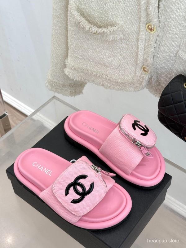 2025 Women Chanel Pink Fabric Slippers KFY00220