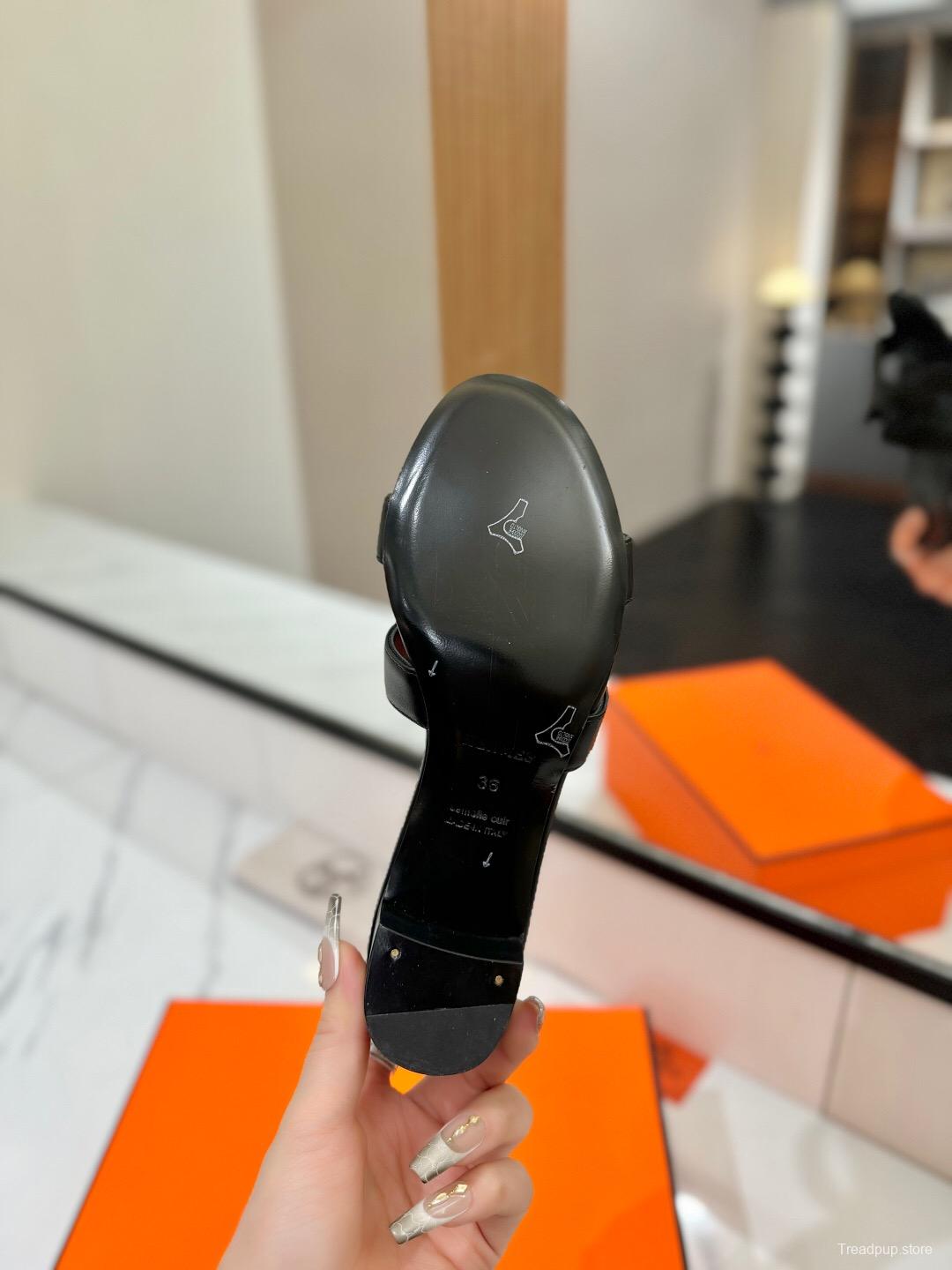 2025 Women Hermès Black Leather Sandals