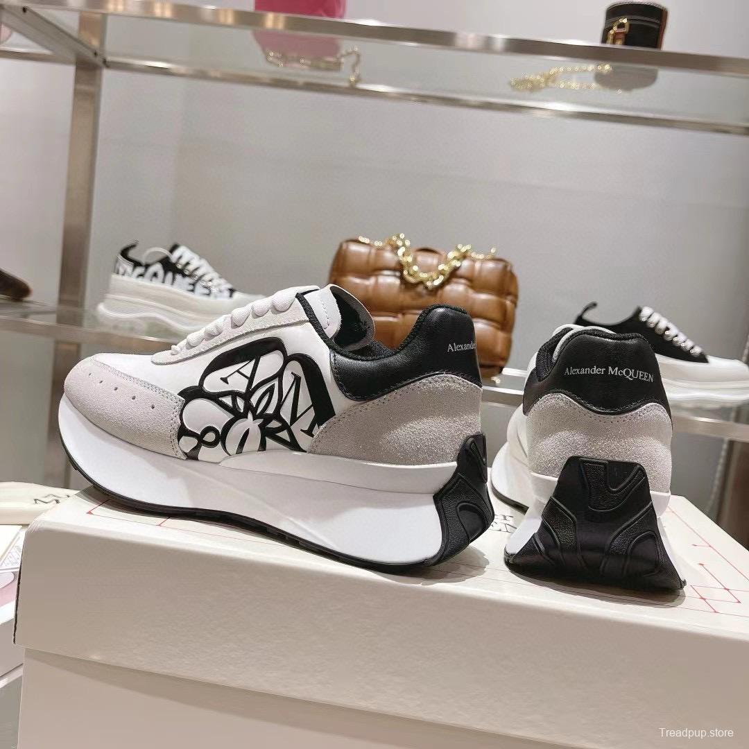 2024 Unisex Alexander McQueen White Black Leather Suede Sneakers Seal Logo MJ00370