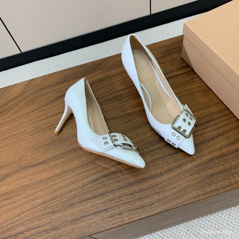 2025 Women Gianvito Rossi White Leather Buckle Pumps KFY00300