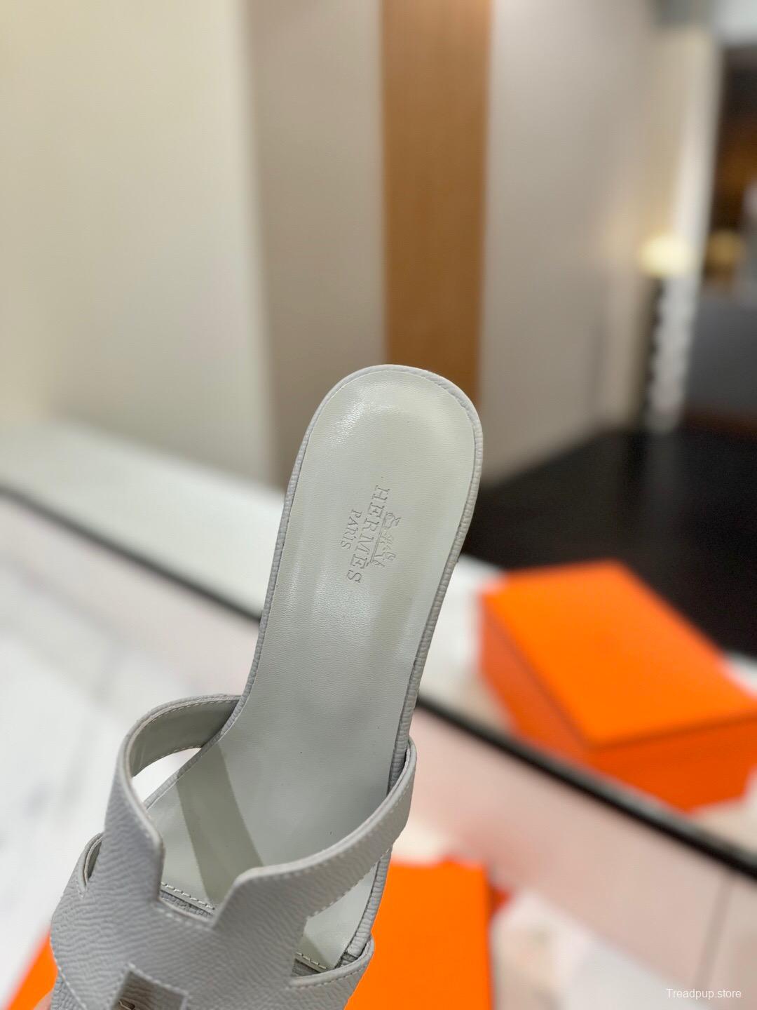 2025 Women Hermès Grey Leather Heeled Slippers