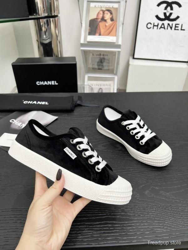 2025 Women Chanel Black Canvas Sneakers LY00230
