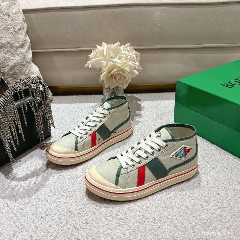 2025 Unisex Bottega Veneta Green Red Canvas Leather Sneakers Hand Painted LY00
