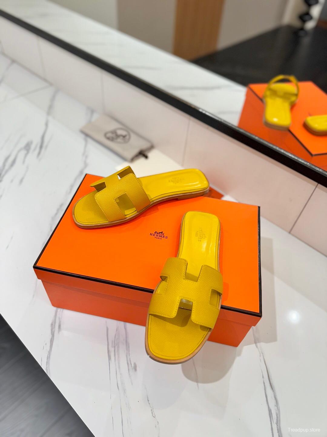 2025 Women Hermès Yellow Leather Slippers