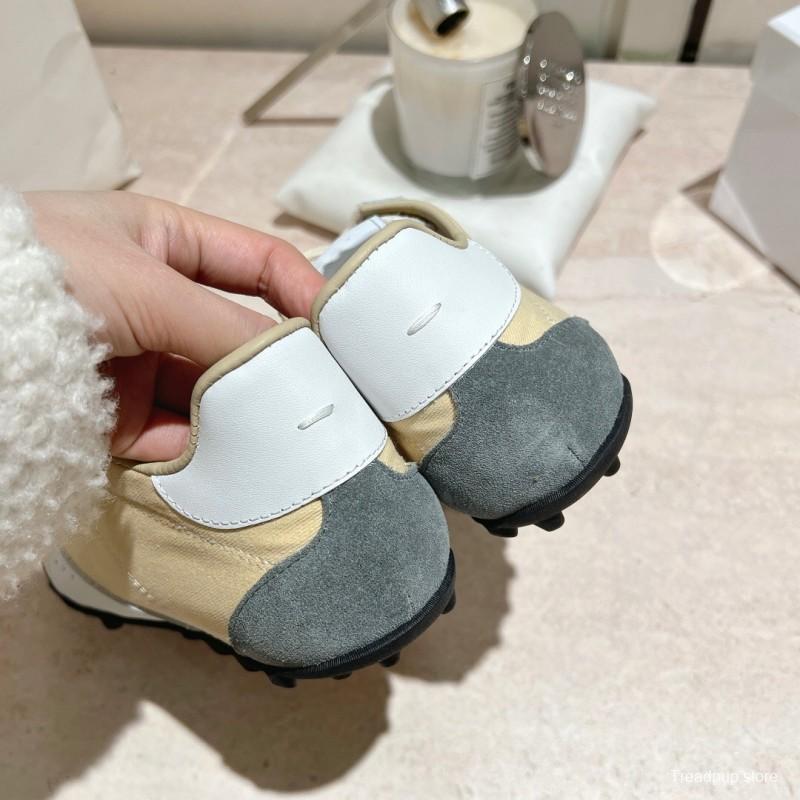 2025 Unisex MM6 Maison Margiela Beige White Nylon Suede Sneakers Distressed KFY00290