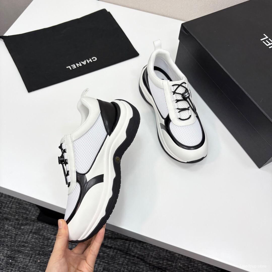 2025 Unisex Chanel White And Black Silk Leather Panda Sneakers With Embroidery Detail CHN2025