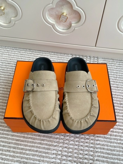2025 Women Hermès Beige Suede Mule Loafers KFY00290