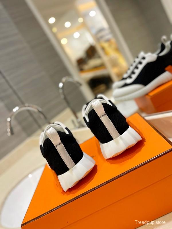 2024 Unisex Hermès Black White Imported Glossy Lambskin Water-repellent Fabric Casual Sneakers MJ00320