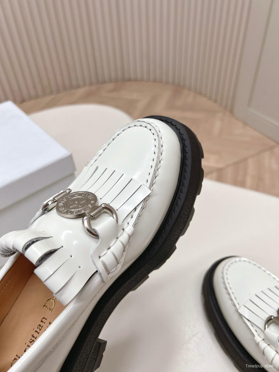 2025 Women Dior White Leather Loafers Metal Buckle KFY00350