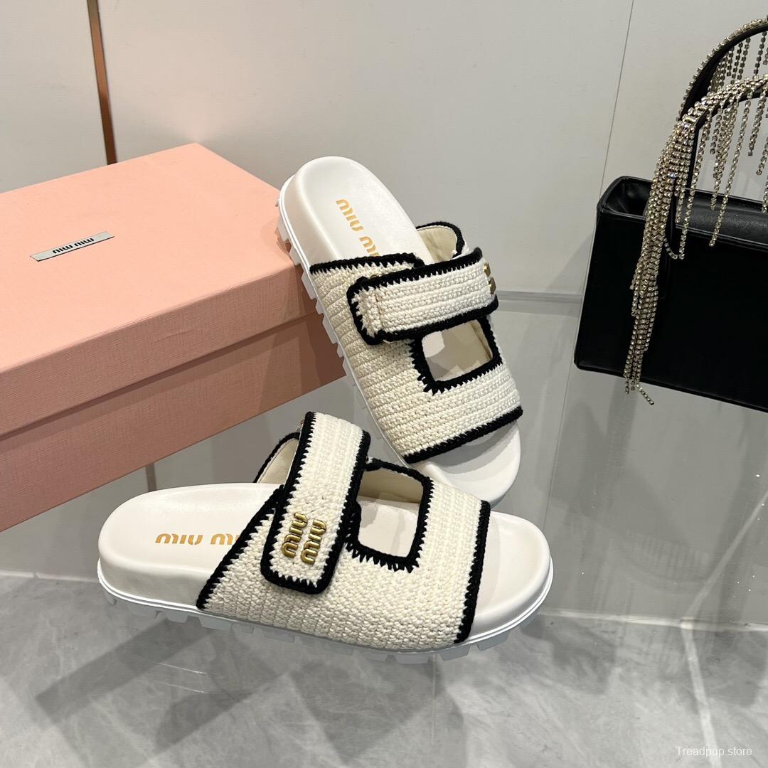 2025 Miu Miu White Black Knitted Leather Slippers KFY00290