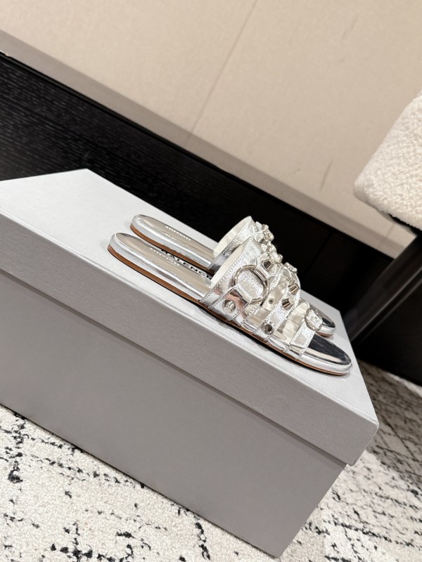 2025 Slippers Balenciaga Silver Leather Metal Buckle KFY00289