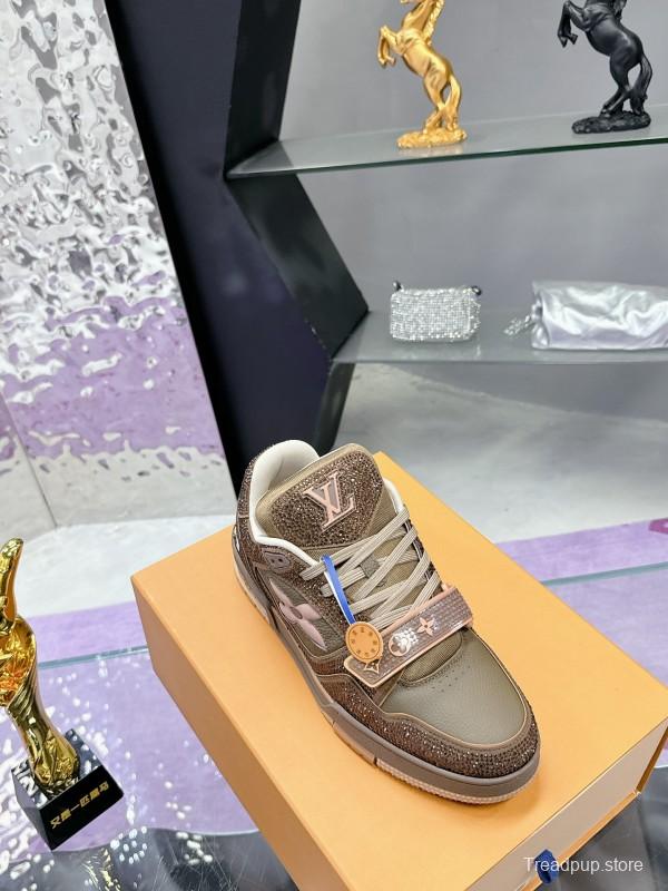 2025 Unisex Louis Vuitton Brown Khaki Leather Fabric Plimsolls Beading AS00400