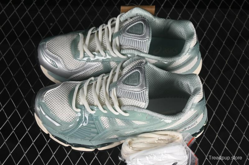 Asics Gel-Nimbus 12.1 Retro Breathable Cushioned Men's Running Shoes - 1203A675-100