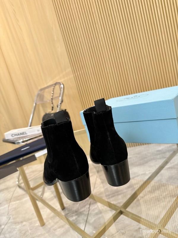 Prada Classic Pointed Toe Boots - LY00310