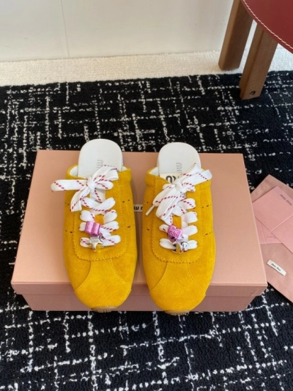 MiuMiu Slip-On Lazy Shoes Deacon Casual Half-Drag - KFY00295